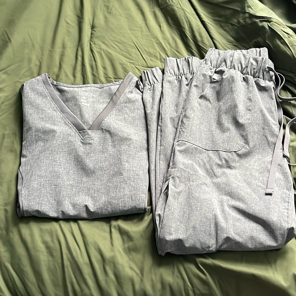 Scrub Set